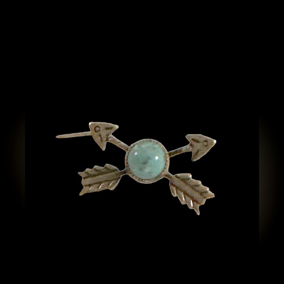 Vintage silver turquoise brooch with crossed arrows 1.18” L and .75” W - Picture 2 of 4